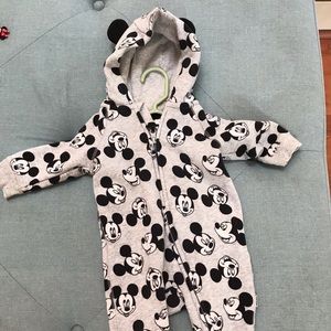 Disney Mickey warm fuzzy onesie 4-6 mos